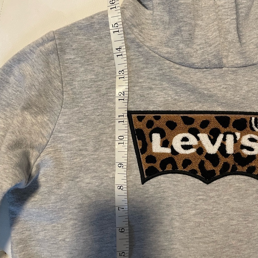 Levi's Gray girls Crop Hoodie with Leopard Logo - Picture 6 of 7